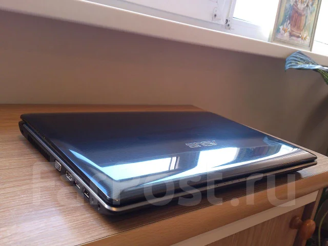 ASUS A52JE. 2,5����, ��� 3072 ��, ���� 320���, WiFi: 1, Bluetooth: 1 ����