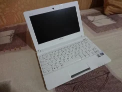 ASUS Eee PC S101H. 1,6����, ��� 1024 ��, ���� 250���, WiFi, ����������� �� 5��. ����