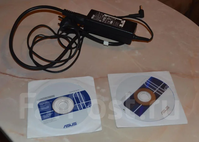 ASUS K40IN. 2,1����, ��� 3072 ��, ���� 250���, WiFi: 1, ����������� �� 3��. ����