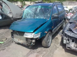 Mitsubishi Space Runner ����