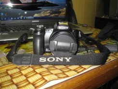 Sony Cyber-shot DSC-H50. 9 - 9.9 �� ����