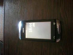 Nokia Asha 305