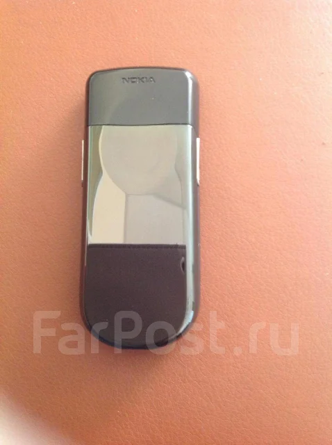 Nokia 8800 Sirocco Edition ����