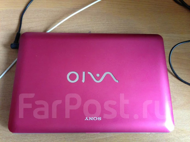 Sony VAIO VPC-CW1S1R. 1,7����, ��� 1024 ��, ���� 150���, WiFi: 1, Bluetooth: 1, ����������� �� 4��. ����