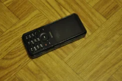 Philips Xenium X710. �/�