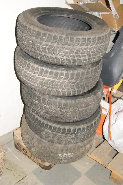 Toyo Observe G-02 Plus. �����������, 2003 ���, �/�, ����� 30 % ����