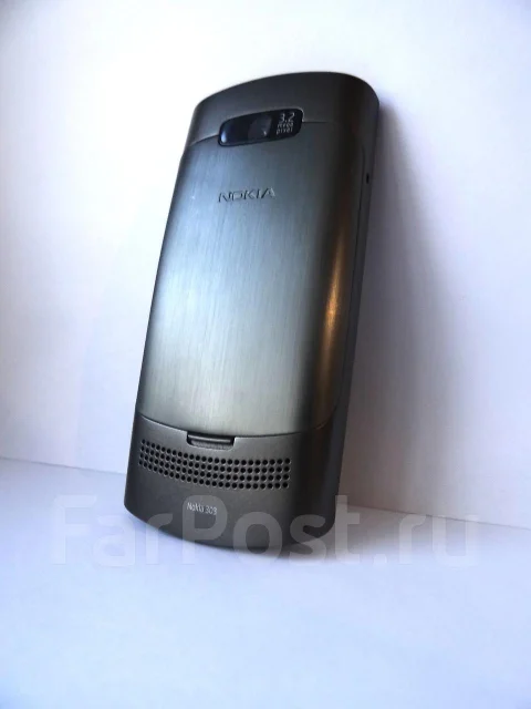 Nokia Asha 303 ����