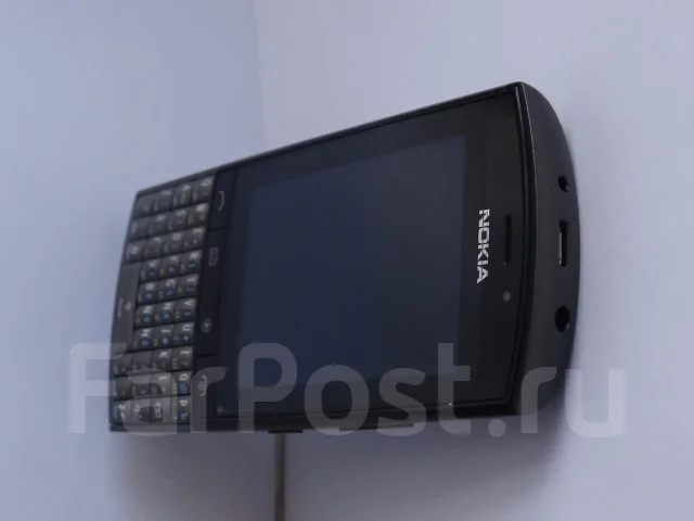 Nokia Asha 303 ����
