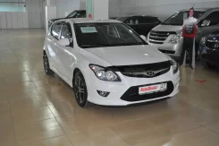 Hyundai i30. �������, ��������, 1.6, ������