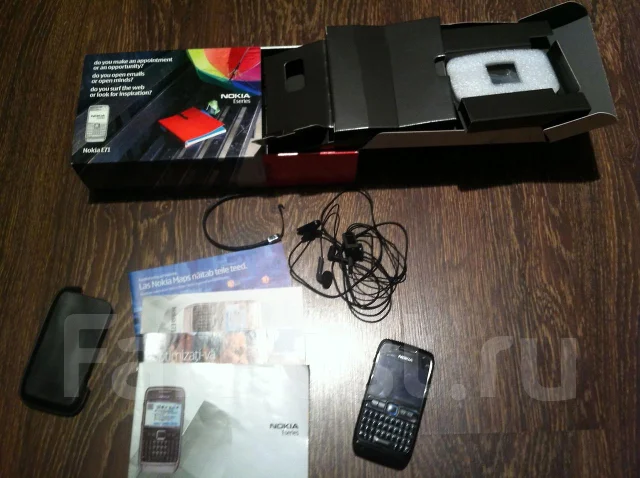 Nokia E71. �/� ����