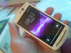 Sony Ericsson Xperia Neo V. �/� ����