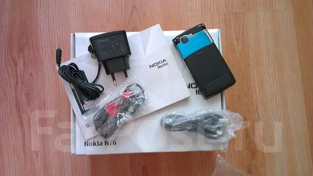 Nokia N76 ����