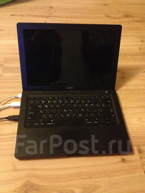 Apple MacBook Pro 17 Early 2009 MB604. 2,4����, ��� 3072 ��, ���� 250��� ����