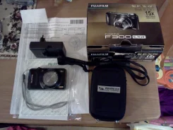 Fujifilm FinePix F300EXR. 10 - 14.9 �� ����