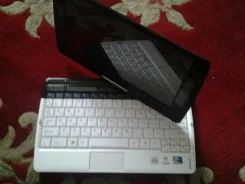 Lenovo IdeaPad S10-3t Tablet. 166,0����, ��� 1024 ��, ���� 250���, WiFi, Bluetooth