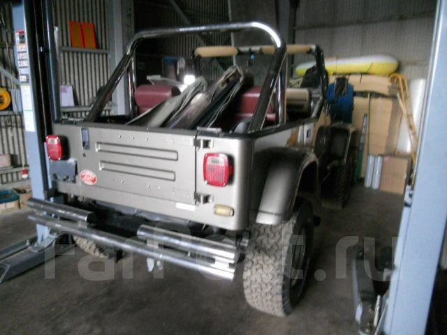 Jeep Wrangler. 4000CC ����