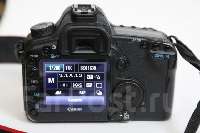 Canon EOS 5D Mark II Body. 10 - 14.9 �� ����