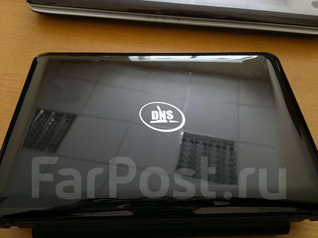DNS Mini 0123869. ��� 1024 ��, ���� 320���, WiFi: 1, Bluetooth: 1, ����������� �� 4��. ����