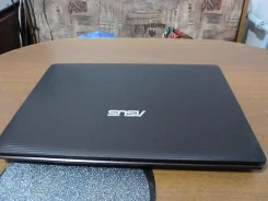 ASUS K43SJ. 2,3����, ��� 4 ��, ���� 500���, WiFi, Bluetooth, ����������� �� 3��. ����
