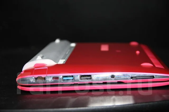 ASUS Eee PC 1025CE. 133����, ��� 2048 ��, ���� 500���, WiFi: 1, Bluetooth: 1, ����������� �� 12��. ����
