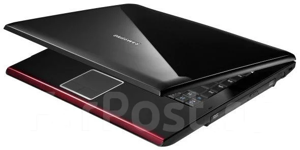 Samsung R560. 2,2����, ��� 3072 ��, ���� 3���, WiFi: 1, Bluetooth: 1, ����������� �� 1��. ����
