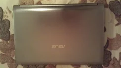 ASUS N53SV. 2,1����, ��� 4 ��, ���� 320���, WiFi, Bluetooth, ����������� �� 2��. ����