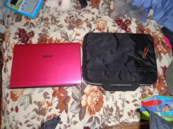 ASUS K53Sd. 2,3����, ��� 4 ��, ���� 500���, ����������� �� 6��.