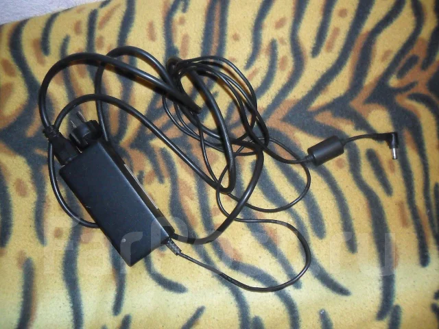 BenQ Joybook. 4����, ��� 1024 ��, WiFi: 1, Bluetooth: 1 ����