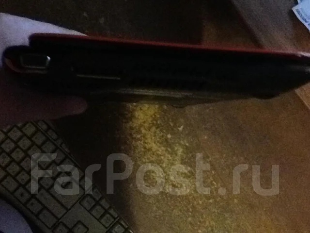 Acer Ferrari One 200-313g25n. 2,4����, ��� 4 ��, ���� 250���, WiFi: 1, Bluetooth: 1, ����������� �� 2��. ����