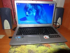 Samsung R730. 2,4����, ��� 4 ��, ���� 500���, WiFi, Bluetooth ����
