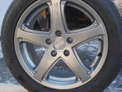 OZ Racing Canyon. 7.5x17", 5x112, ET43 ����