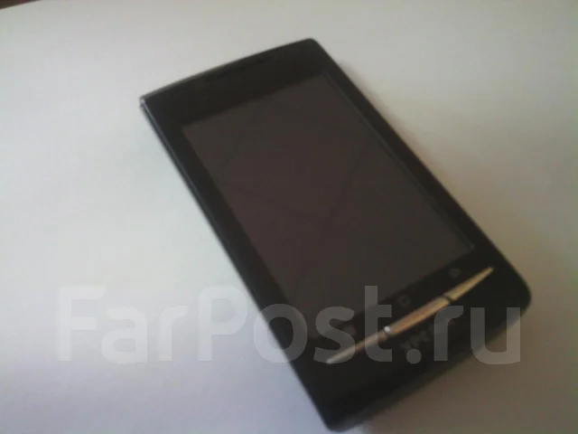 Sony Ericsson Xperia X8. �/� ����