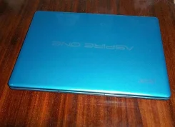 Acer Aspire One AO725-C61kk. 11.6", 1,0����, ��� 2048 ��, ���� 500 ��, WiFi, Bluetooth