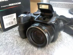 Fujifilm FinePix S2000HD. 10 - 14.9 ��, ���: 12� ����