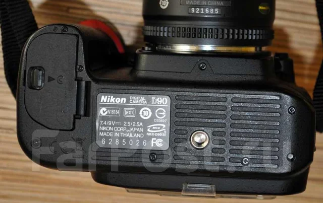 Nikon D90 Body. 10 - 14.9 �� ����