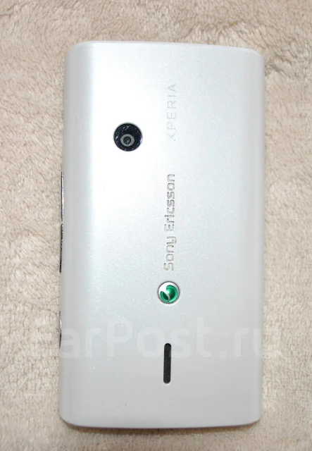 Sony Ericsson Xperia X8 ����