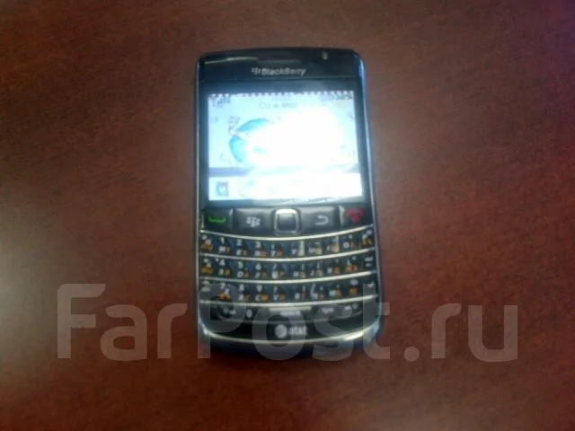 BlackBerry Bold 9700 ����