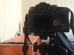 Sony Alpha DSLR-A100 Kit. 10 - 14.9 �� ����