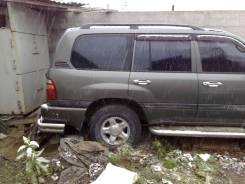 Toyota Land Cruiser. 105