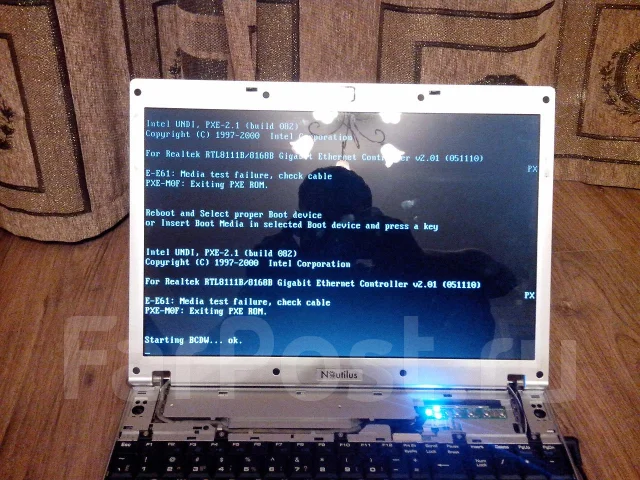 Roverbook NAUTILUS W551WH. ��� 256 �� � ������ ����