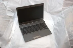 Toshiba Portege Z830-10F. 1,6����, ��� 4 ��, ���� 128���, WiFi, Bluetooth, ����������� �� 8��. ����