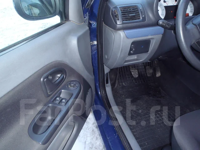 Renault Symbol. ��������, ��������, 1.4, ������ ����