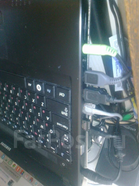 Samsung R519. ��� 4 ��, ���� 320���, ����������� �� 4��. ����
