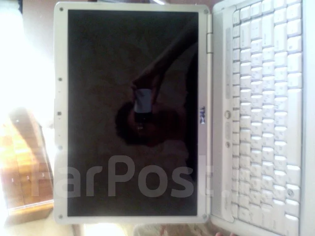 DELL Inspiron 1525. 2,4����, ��� 2048 ��, ���� 250���, WiFi: 1, Bluetooth: 1, ����������� �� 30��. ����