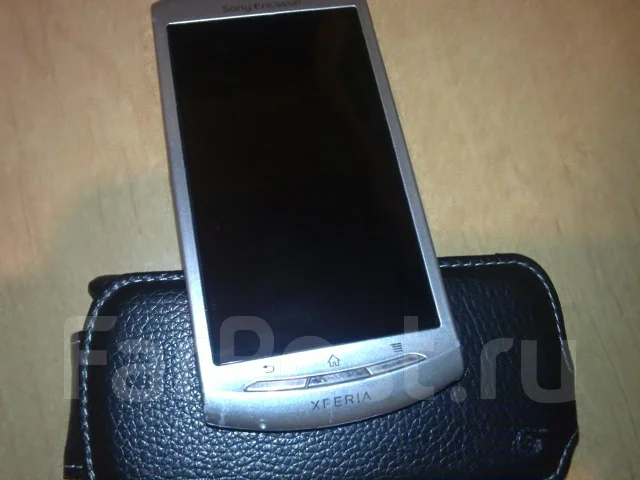 Sony Ericsson Xperia Neo V ����