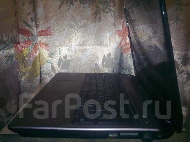 ASUS K52JT. 2,5����, ��� 4 ��, ���� 300���, WiFi: 1, ����������� �� 2��. ����