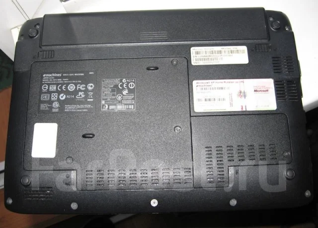 eMachines 350-21G25ikk. 1,6����, ��� 1024 ��, ���� 32���, WiFi: 1, ����������� �� 3��. ����