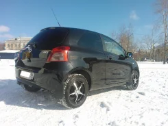 Toyota Yaris. �������, 1.3