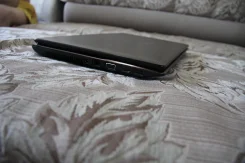ASUS K53SJ. 2,1����, ��� 4 ��, ���� 500���, WiFi, Bluetooth, ����������� �� 4��.