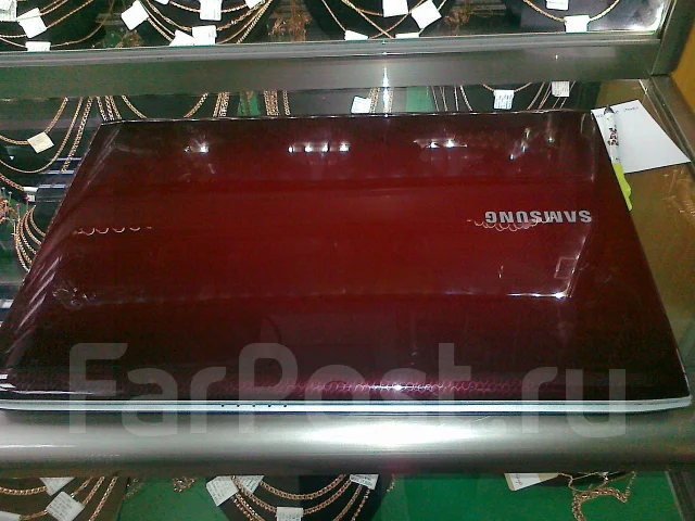 Samsung R730. 2,2����, ��� 4 ��, ���� 320���, WiFi: 1, Bluetooth: 1 ����